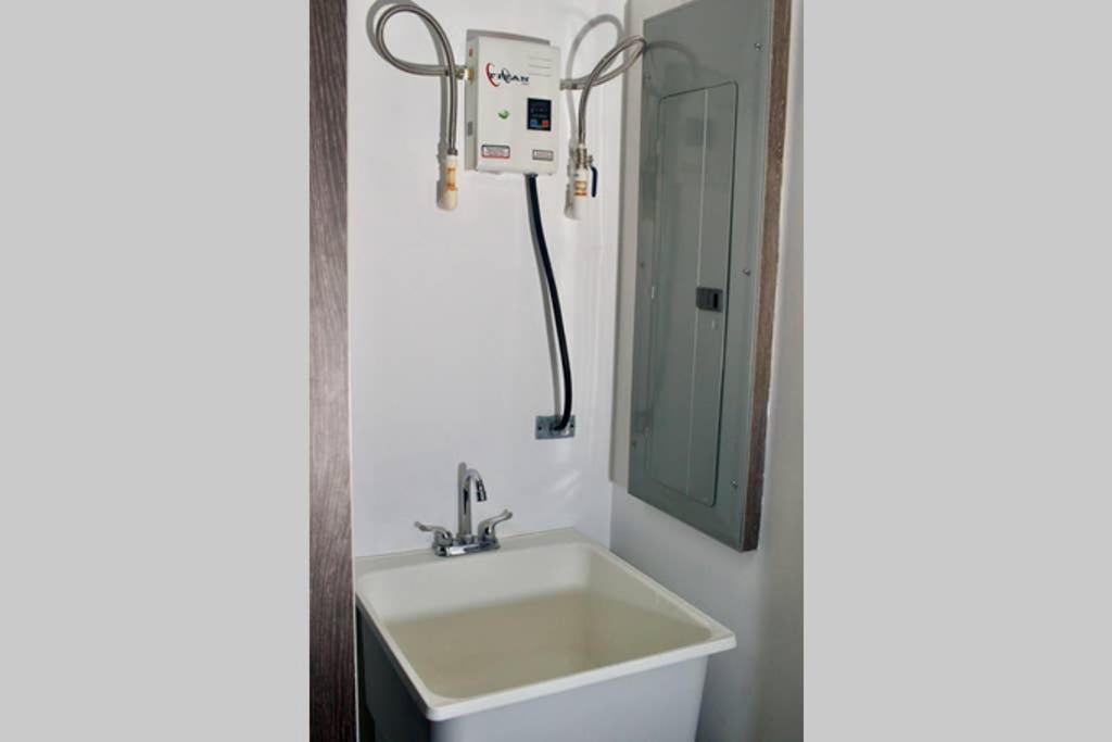 Lujoso Y Acogedor Condominio Ejecutivo/Familiar San Pedro Sula Eksteriør bilde