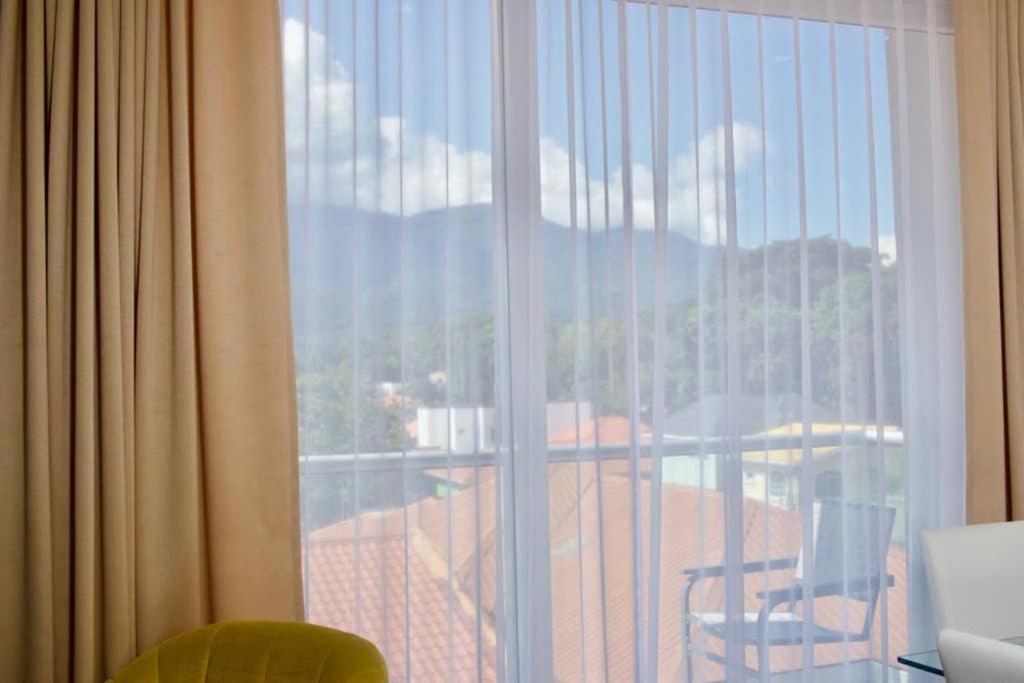 Lujoso Y Acogedor Condominio Ejecutivo/Familiar San Pedro Sula Eksteriør bilde